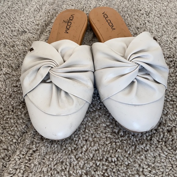 Volcom Slides - Picture 2 of 5